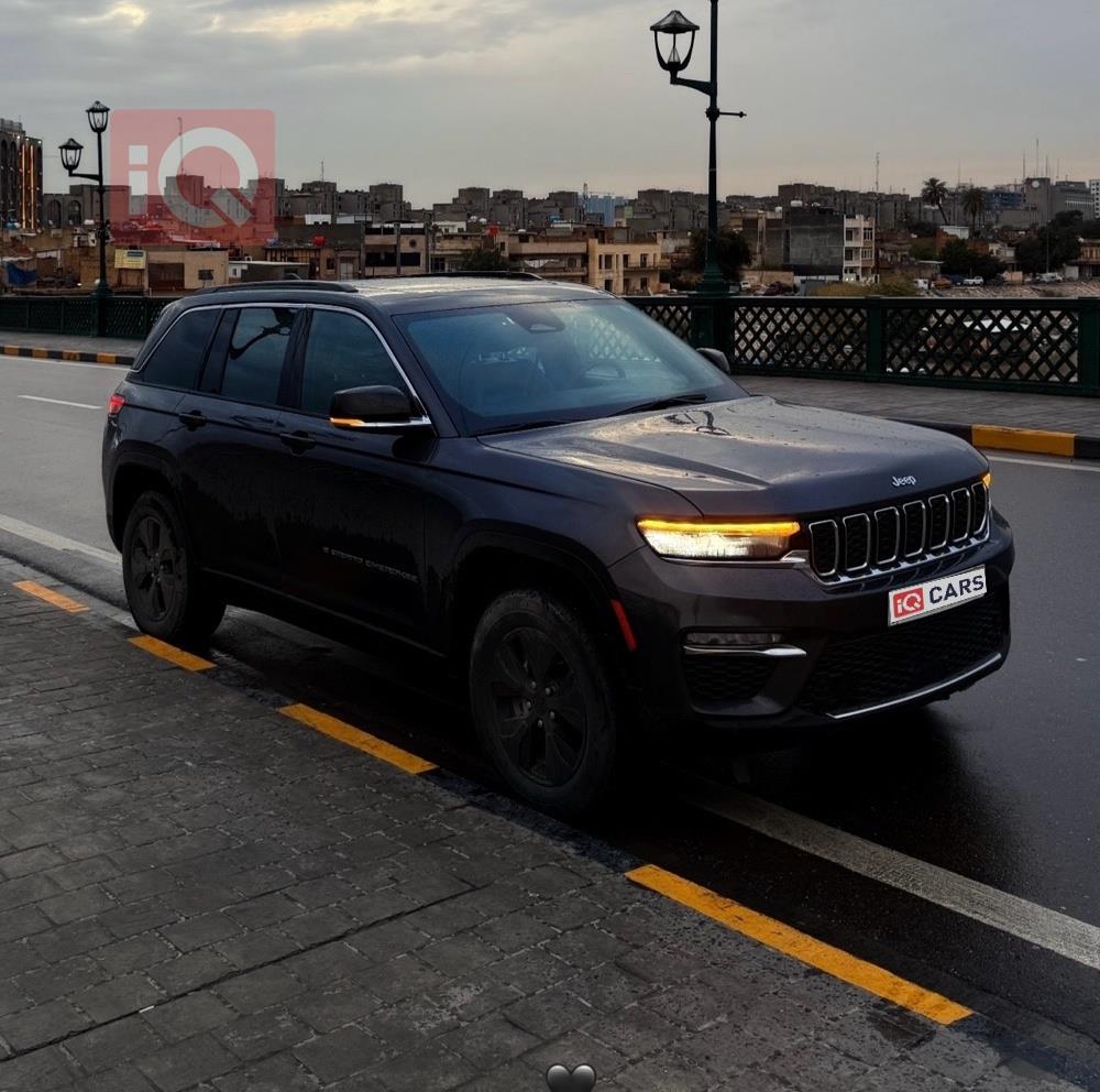 جيب جراند شيروكي